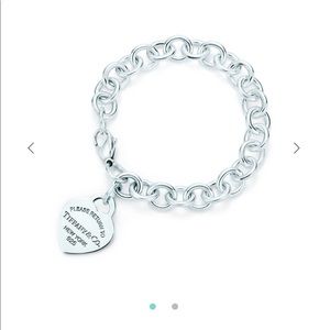Tiffany &Co sterling  hart tag bracelet 7.5in